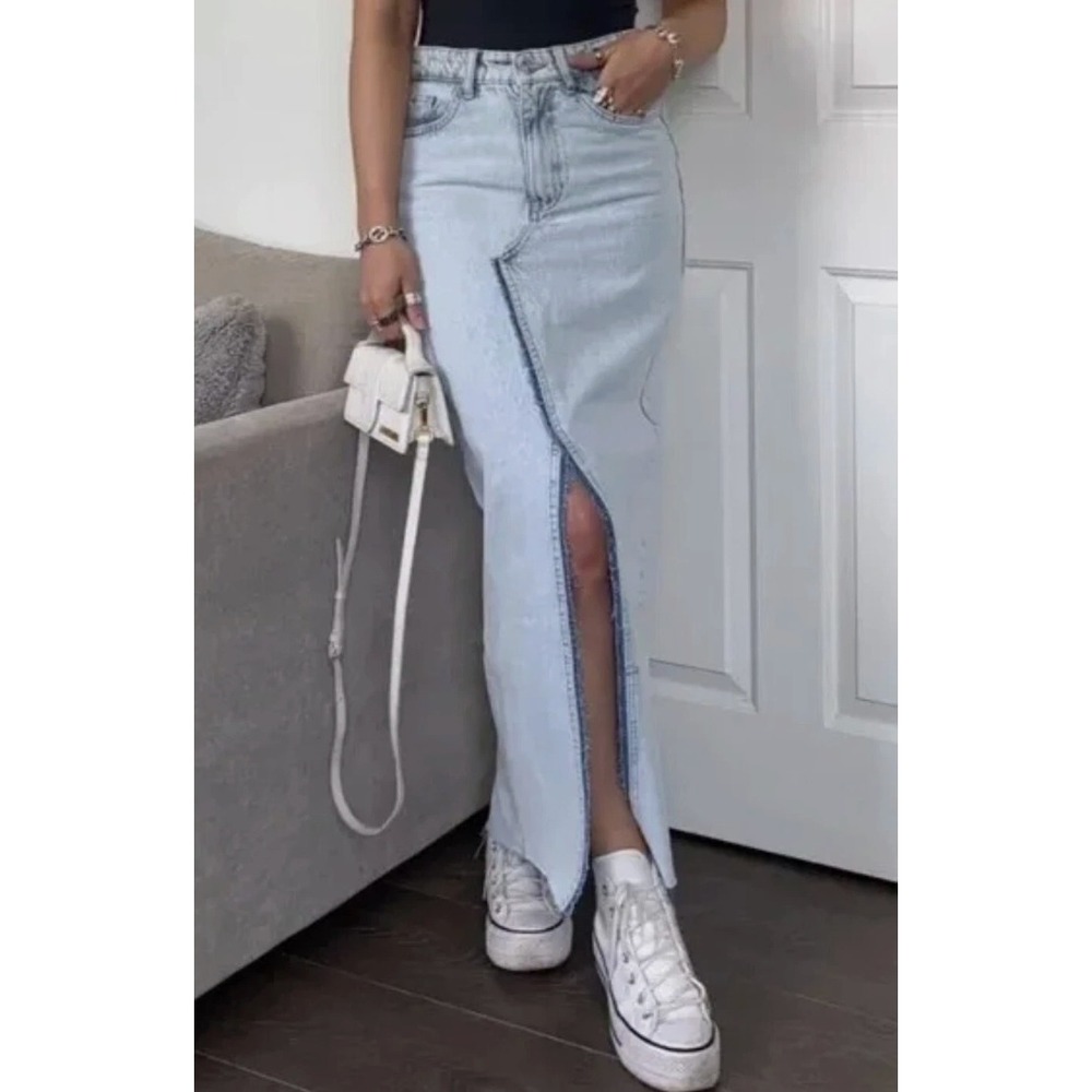 Zara Women's Light Acid Wash Denim Maxi Skirt High Waisted Front Slit Raw Hem M
